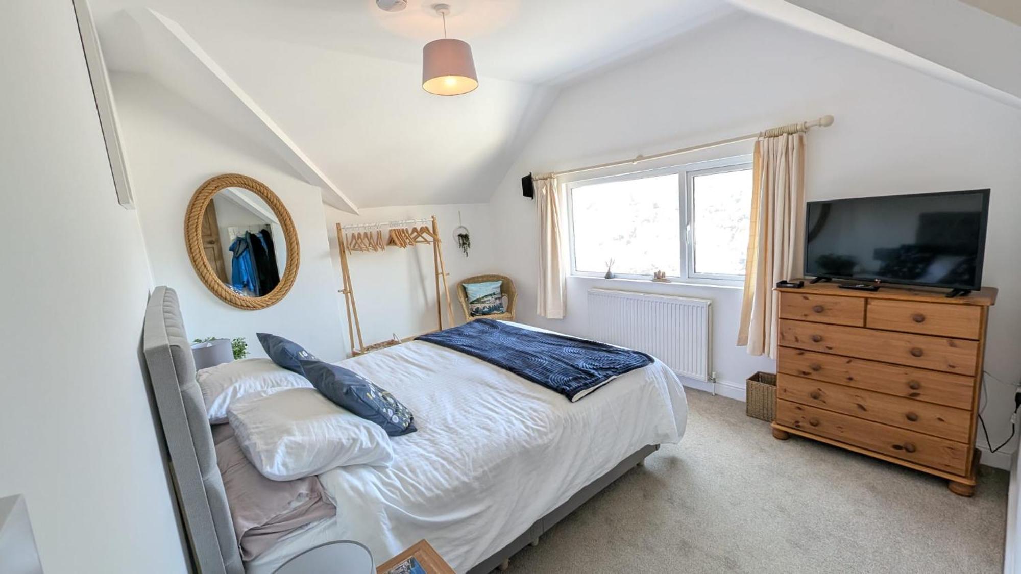 The Hillocks, Looe - Two Bedroom House With Fabulous Views Of Looe Town And Harbour Exterior photo